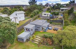 840 Hokio Beach Road, Hokio Beach