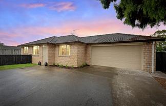 9 Les Marston Place, Pukekohe