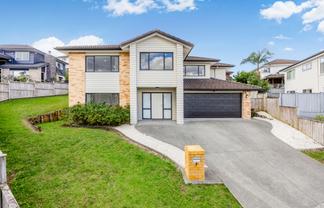 7 Mazuran Place, Flat Bush