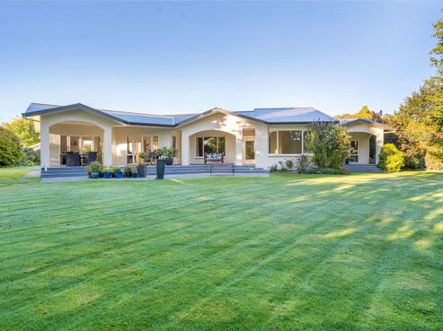 71 Welsh Road, Winton