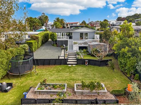 29 Brigitte View, Snells Beach