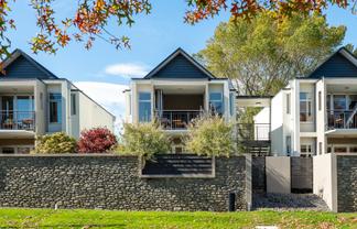 8/6 Harts Creek Lane, Clearwater, Northwood