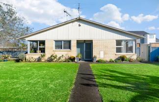 12 Stanniland Street, Sunnyhills