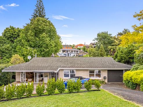13 Hartles Place, Mellons Bay