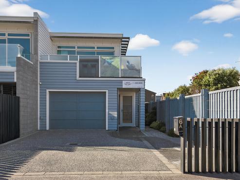 6A Nelson Street, Petone