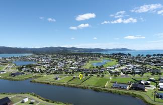 330 Harbour Drive East, Matarangi