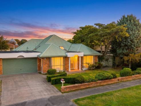 32 Kintyre Drive, Broomfield