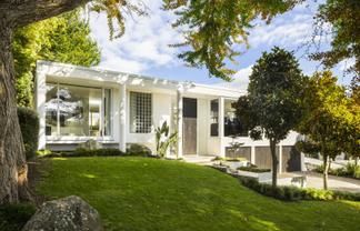 1 Hamilton Parade, Hamilton Central