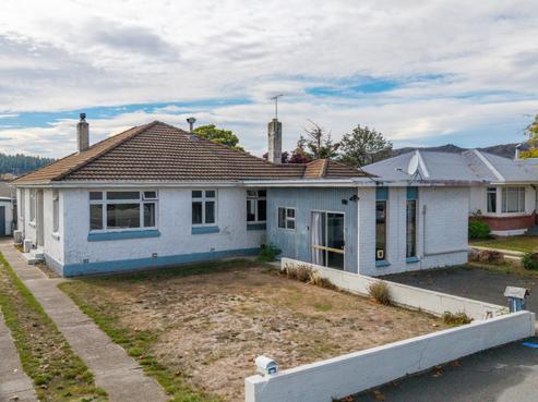 107 Centennial Avenue, Alexandra