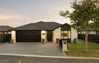 8 Kukari Close, Flagstaff