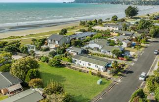 70 Selwyn Street, Pohara