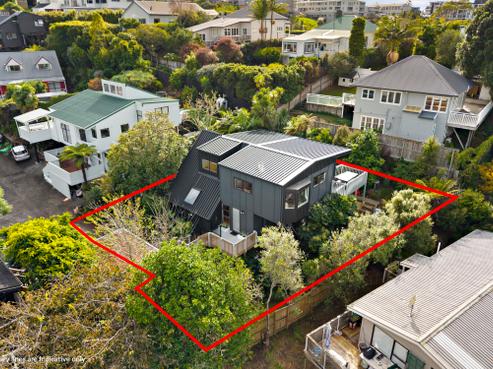 2/26 Colonial Road, Birkenhead