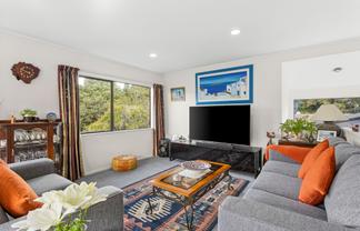 5/244 Onewa Road (Postal Address 4/244), Northcote