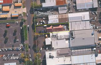 Standalone Investment Prime Penrose Location