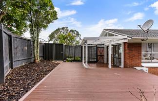 1/118 Lake Road, Belmont