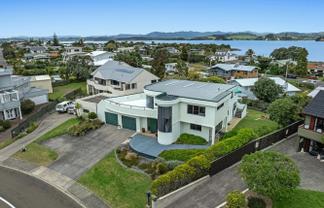 30 Eruini Street, Ohope