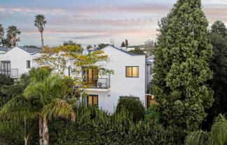 4/18-24 Pannill Place, Oteha