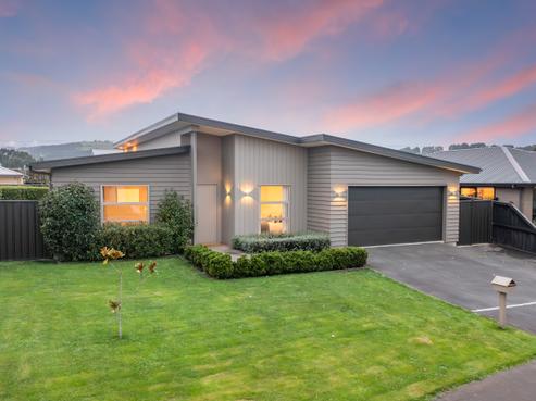 18 Carrick Place, Mosgiel