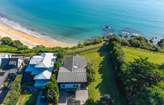 195 Ocean View Road, Oneroa