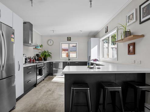 51 Royal Terrace, Alexandra