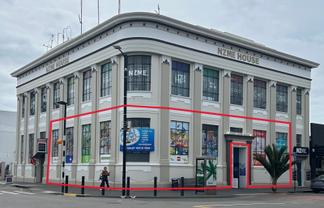 Cool retail lease corner Dalton and Dickens Street