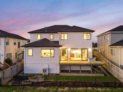 43 Davey Crescent, Orewa