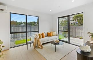 13 Wakaturia Way, Glenfield