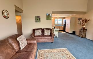 2/64 Hensley Street, Gladstone