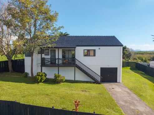 18 Kopara Place, Clendon Park