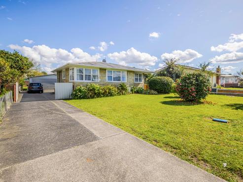 51 President Avenue, Papakura