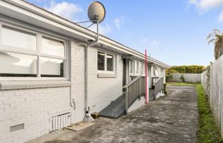 2/12A Middlemore Road, Otahuhu