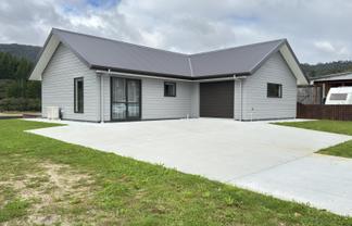 20 Aylmer Street, Hokitika
