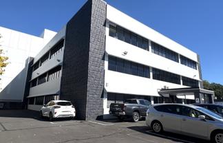 Full-Floor Epsom Office with Ample Parking