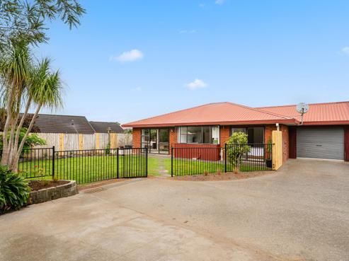 5/186 Queen Street, Pukekohe