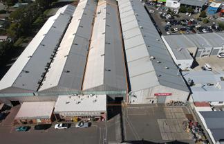 Warehouse with 15T Gantry