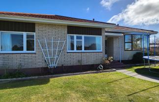 67 Broadway, Stratford