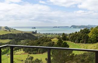 1a Tarapatiki Drive, Whitianga