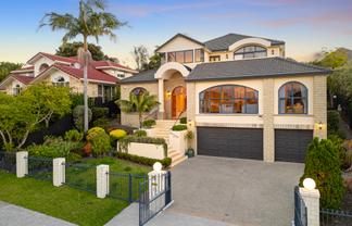 15 Tumbridge Place, Somerville