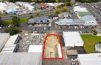 600M² YARD - SILVERDALE TOWNSHIP
