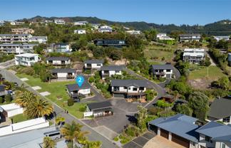 2/8 Kotare Place, Kaiteriteri