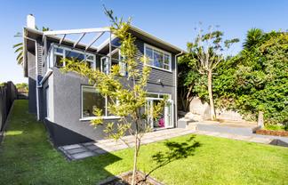 290 Devon Street West, New Plymouth
