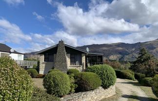 35 Hunter Crescent, Wanaka