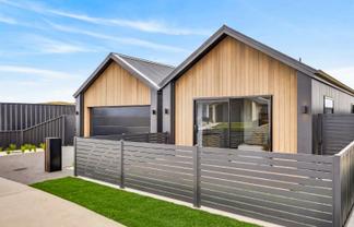 7 Annie Aranui Drive, Mission Hills, Poraiti