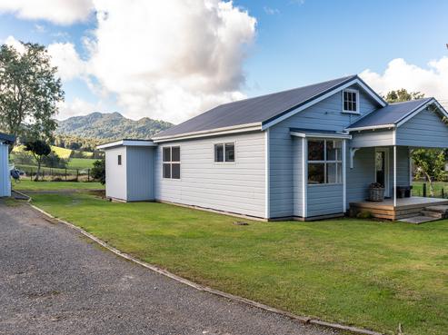 2141 Arapuni Road, Pukeatua