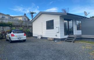 54A Jonathon Street, Brookfield