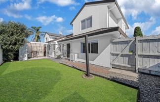 3/27 Halsey Road, Manurewa