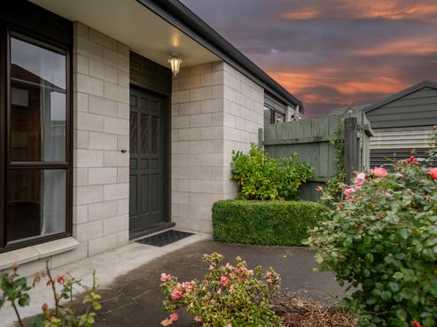 6 Orielton Place, Gleniti