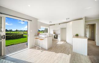 61B Whatapaka Road, Karaka