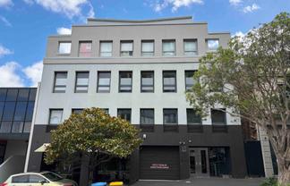 MODERN SALE STREET OFFICE
