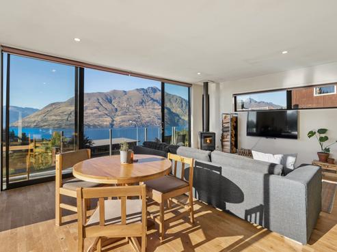 45 Dart Place, Fernhill/Sunshine Bay